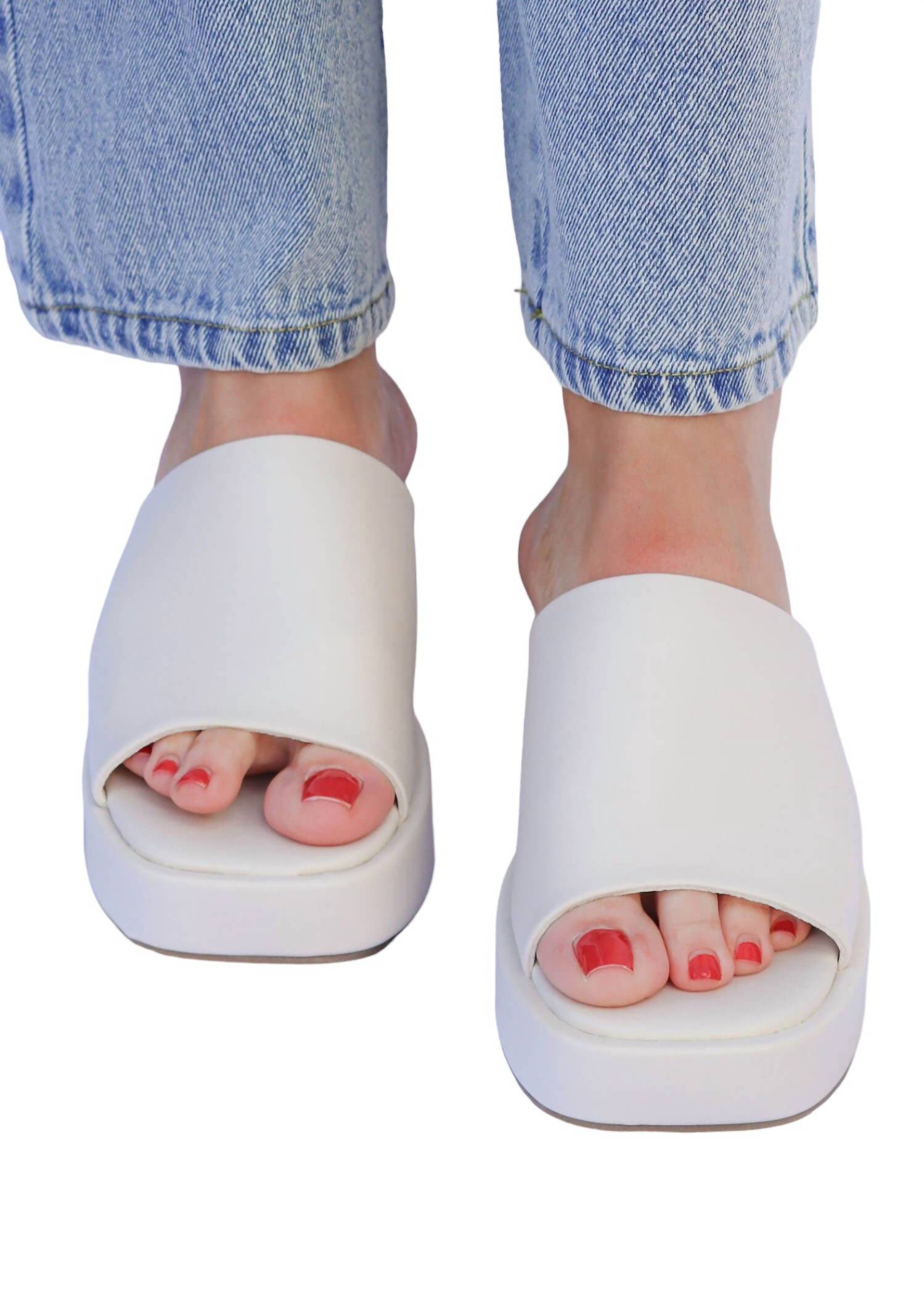 Женские туфли Lourdes Wedges In Bone SHU SHOP
