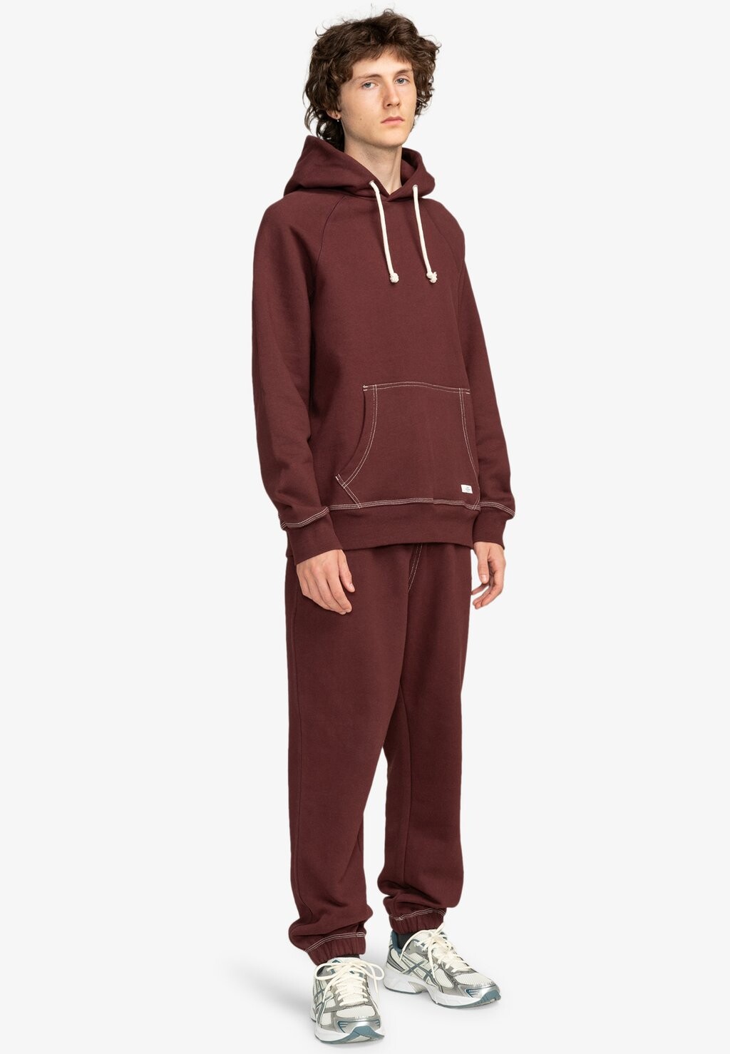 

Спортивные брюки CORNELL CREST-JOGGING MIT ELASTISCHEM Element, красный