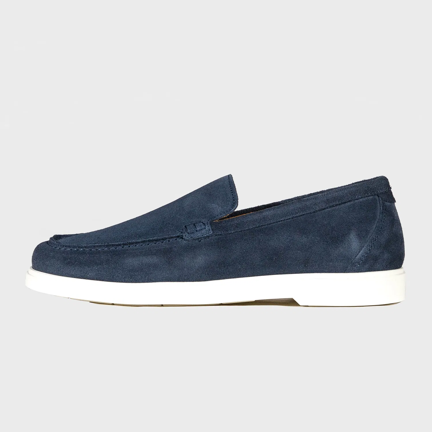 Мужские мокасины Tuscany из замши цвета деним от Loake