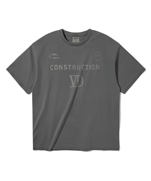 

Футболка с коротким рукавом, логотип VD, пигментный блок, базовый крой Verdnt, угольно-серый