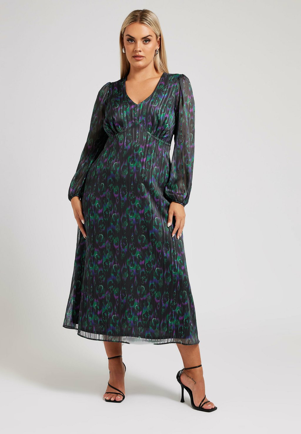 

Повседневное платье Yours Clothing, черный