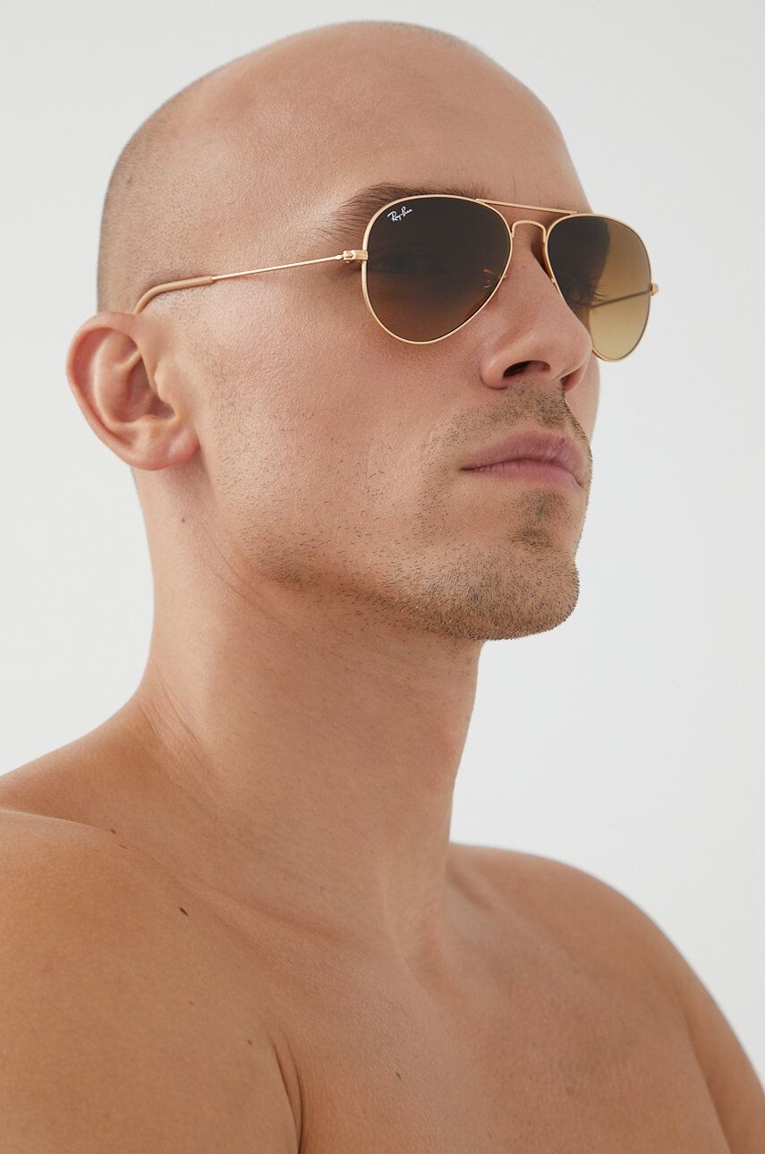 

Большие металлические очки-авиаторы Ray-Ban, золотой