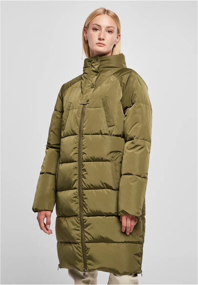 

Куртка зимняя URBAN CLASSICS " Urban Classics Women's Ladies High Neck Puffer Coat" (1 шт.), без капюшона, оливковый