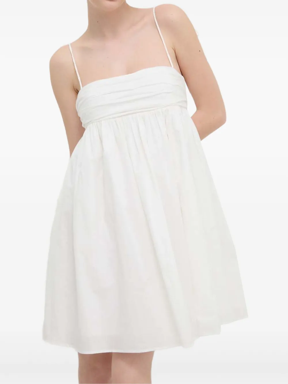 

Мини-платье с завязками на бретелях и сборкой Hugo, белый