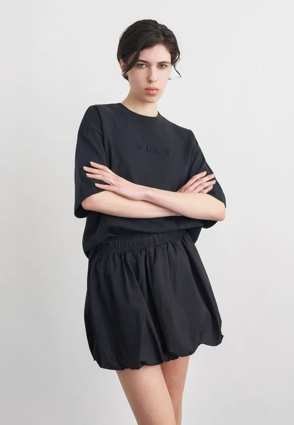 

Футболка luxe с принтом relax Nike Sportswear, Black, Черный, Футболка luxe с принтом relax Nike Sportswear, Black