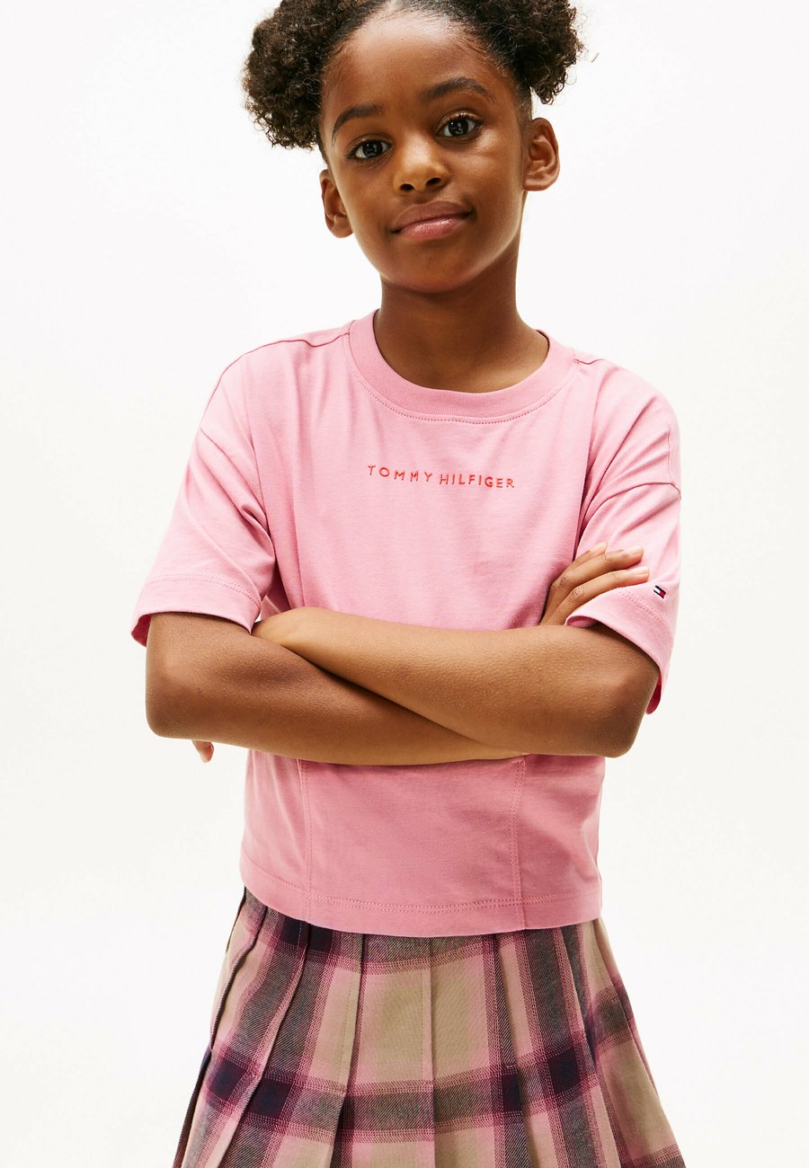 Футболка Tommy Hilfiger RUBBERISED LOGO , Mystic Pink/Light Pink — фото 2