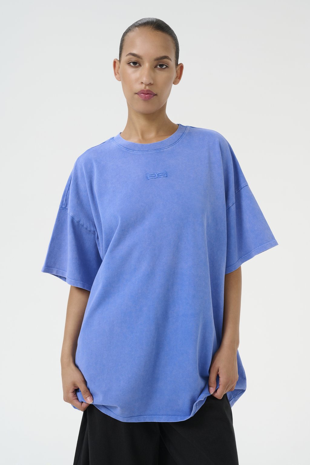

Базовая футболка JIO OVERSIZE TEE Gestuz, синий