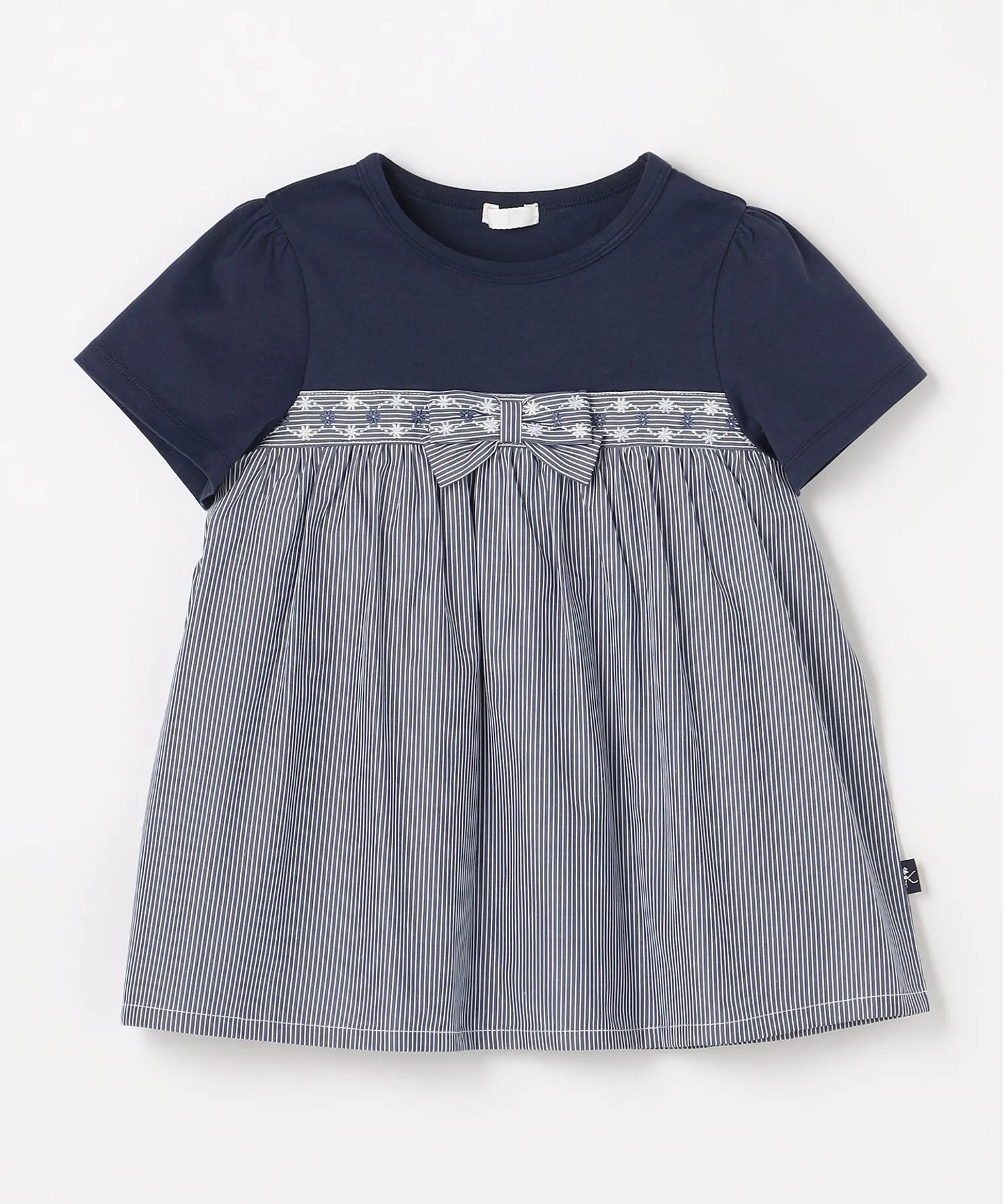 Детская футболка с бантом и цветочной вышивкой Kumikyoku розовая — фото 4