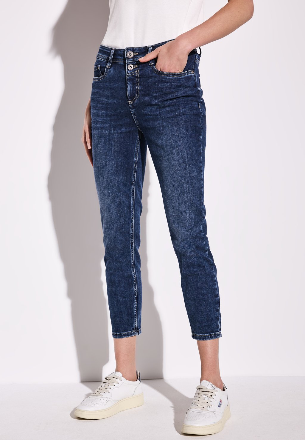 

Джинсы облегающего кроя Street One, цвет Blau