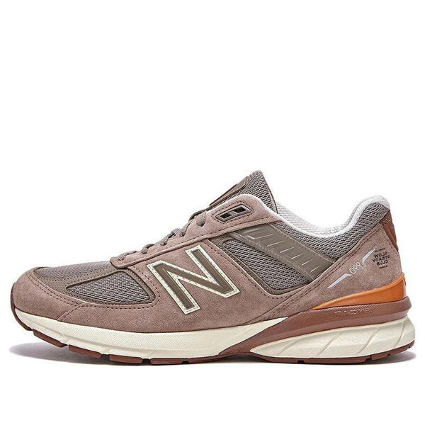 

Кроссовки slow persistent club x 990v5 сделано в сша New Balance, коричневый
