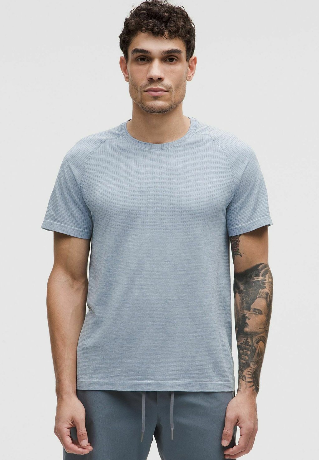 

Спортивная футболка METAL VENT TECH SHORT SLEEVE lululemon, синий