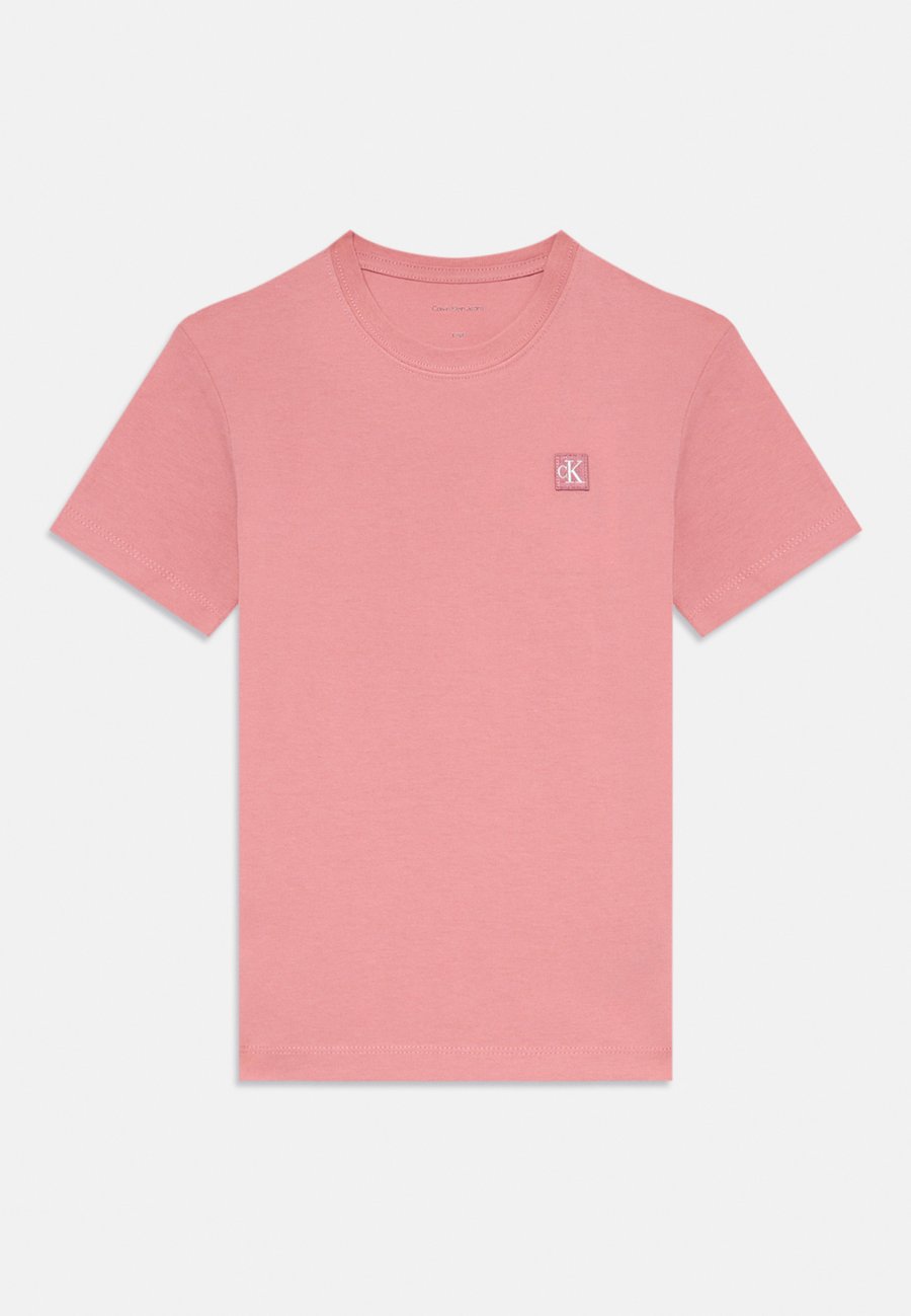 

Футболка Calvin Klein Jeans MONO MINI BADGE UNISEX, Brandied Apricot/Light Red