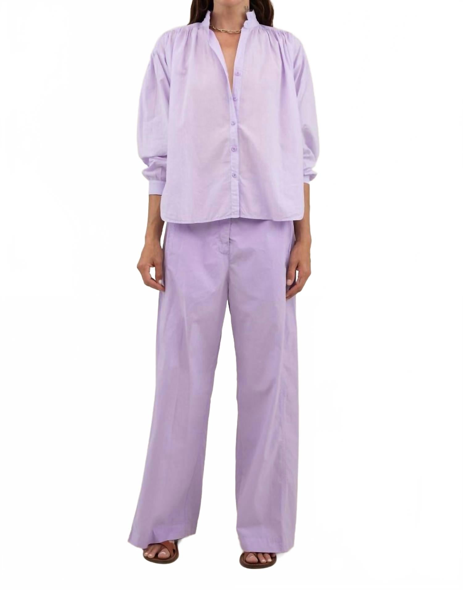 

Футболка Flora Cabo в цвете ирис A SHIRT THING, Iris