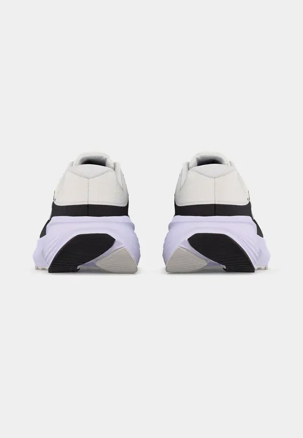 Кроссовки для бега по шоссе Downshifter 14 Nike Performance, Summit White/Metallic Silver/Black/White/Photon Dust — фото 4