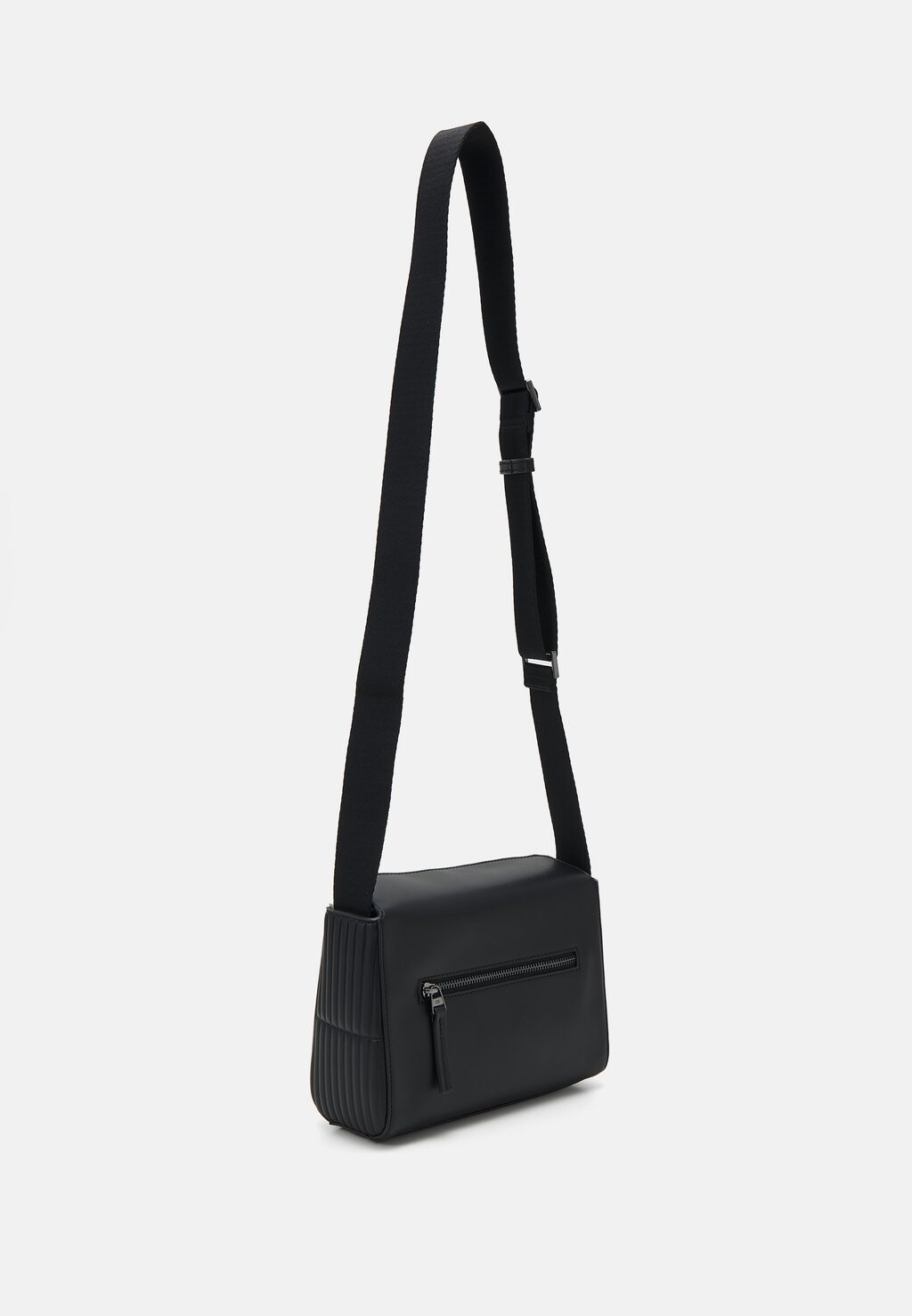 

Сумка через плечо VERTICAL LINES MESSENGER UNISEX Calvin Klein, черный