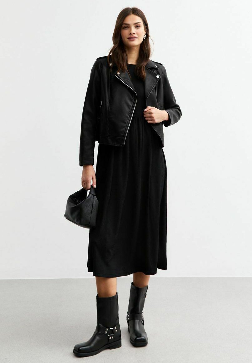 

Платье из джерси CRINKLED MIDI SMOCK New Look, черный