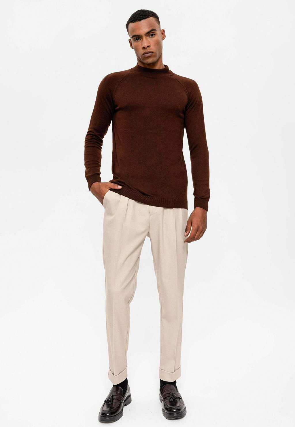 

Свитер Mock Turtleneck Antioch, коричневый