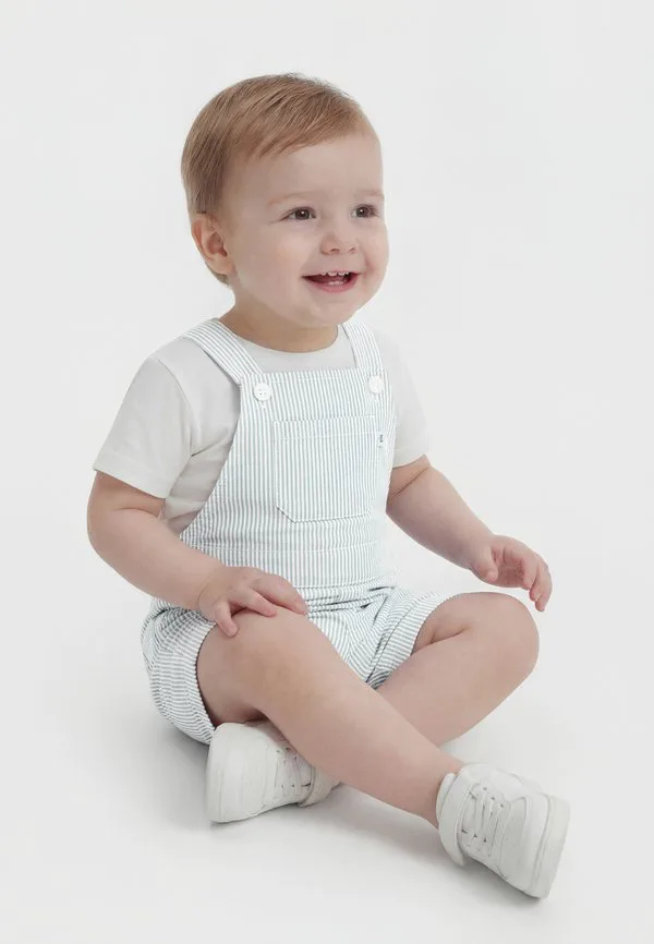 Комбинезон salopette courte dungarees Petit Bateau, Marshmallow/Flo