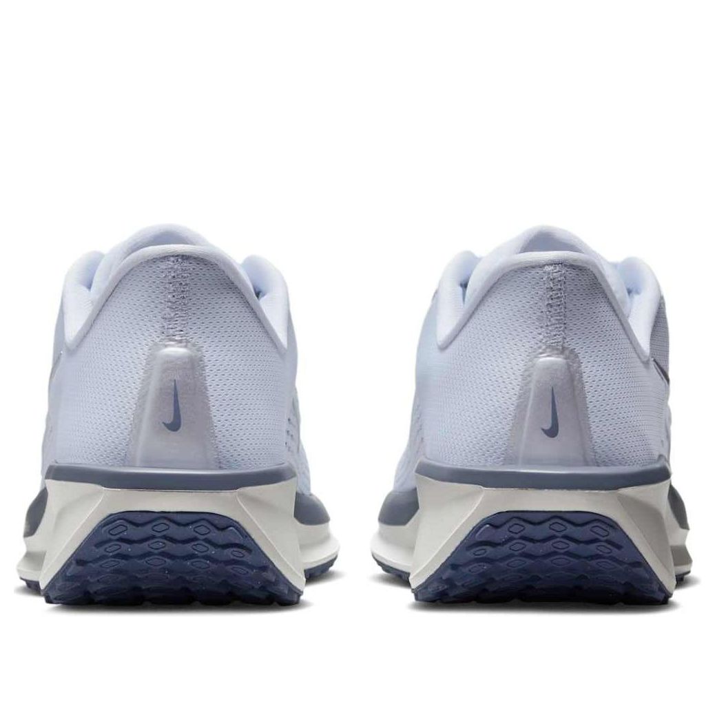 Кроссовки (WMNS) Nike Quest 6 'Football Grey World Indigo' — фото 3