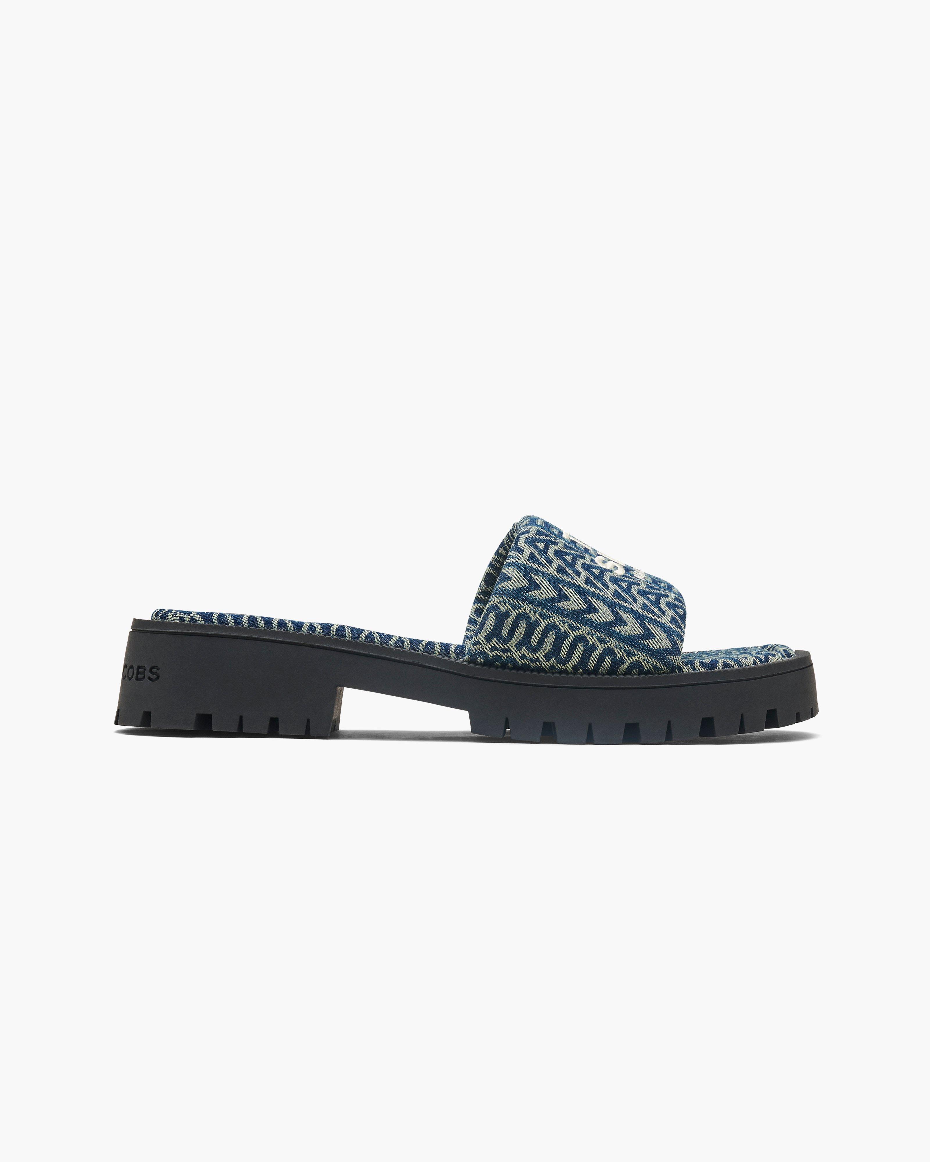 Шлепанцы с выступом на подошве из денима с монограммой Marc Jacobs, цвет Sun Faded Denim — фото 3