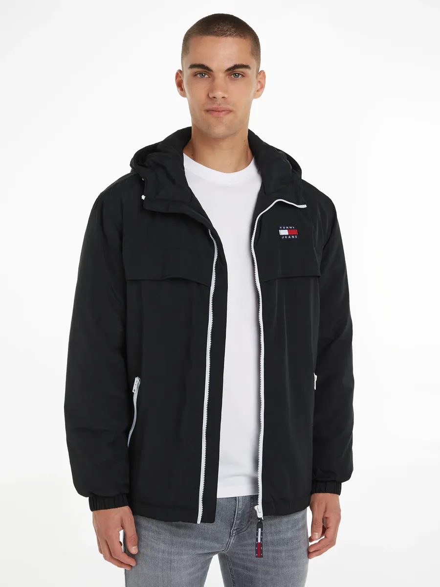 

Блузон Tommy Jeans "TJM PADDED SOLID CHICAGO", с капюшоном, черный
