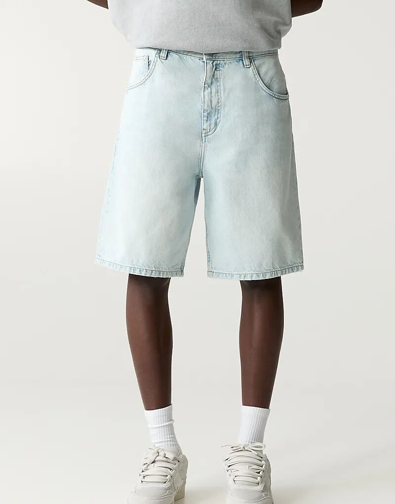 

Джинсовые шорты-бермуды Pull&Bear Baggy цвета бледно-индиго