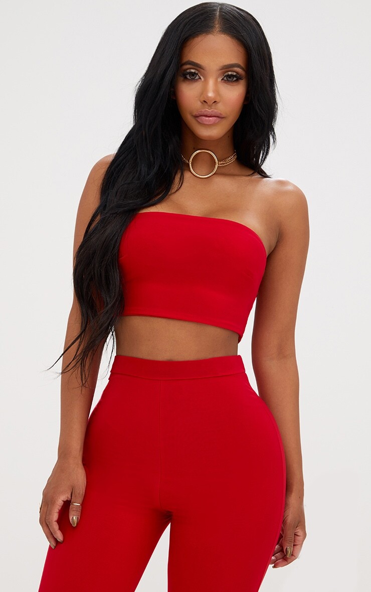 

PrettyLittleThing Красный укороченный топ-бандо Shape