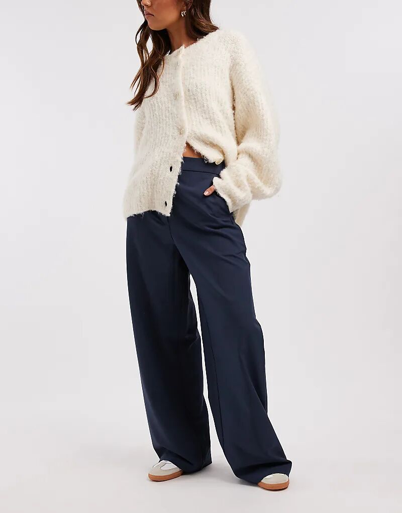 

Брюки прямого кроя ASOS DESIGN темно-синего цвета