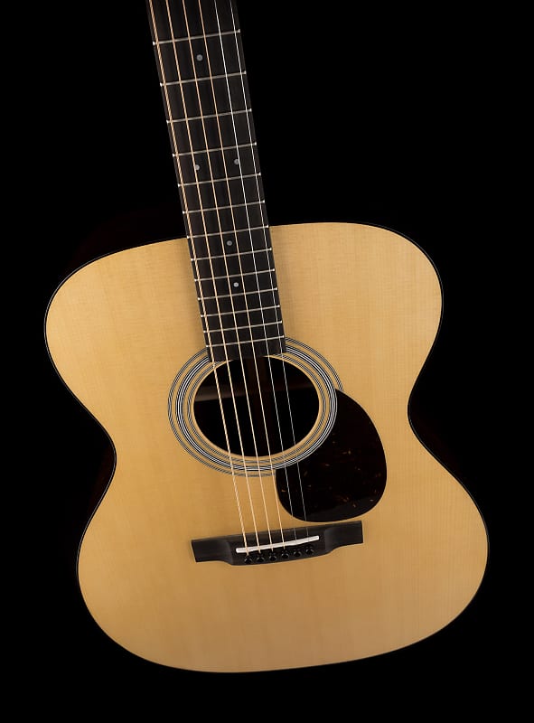 

Акустическая гитара Martin OM-21 Standard Series Acoustic Guitar Natural with Case