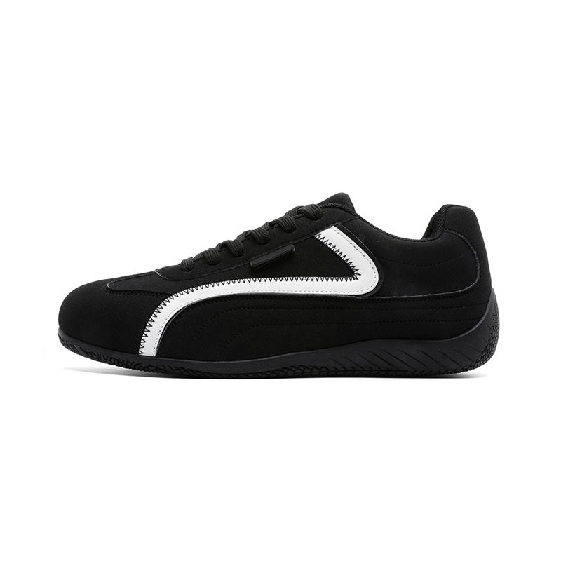 

KYMOOU Износостойкие и легкие мужские низкие кеды Casual Black, цвет Black