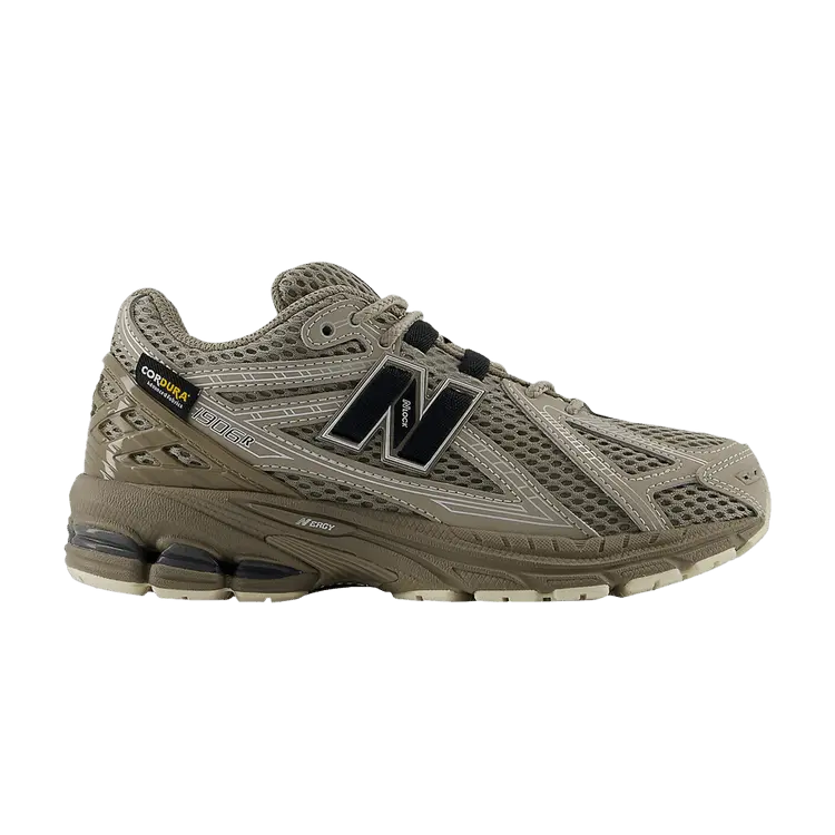 

Кроссовки New Balance 1906R Big Kid 'Arid Stone Black Cement', серый
