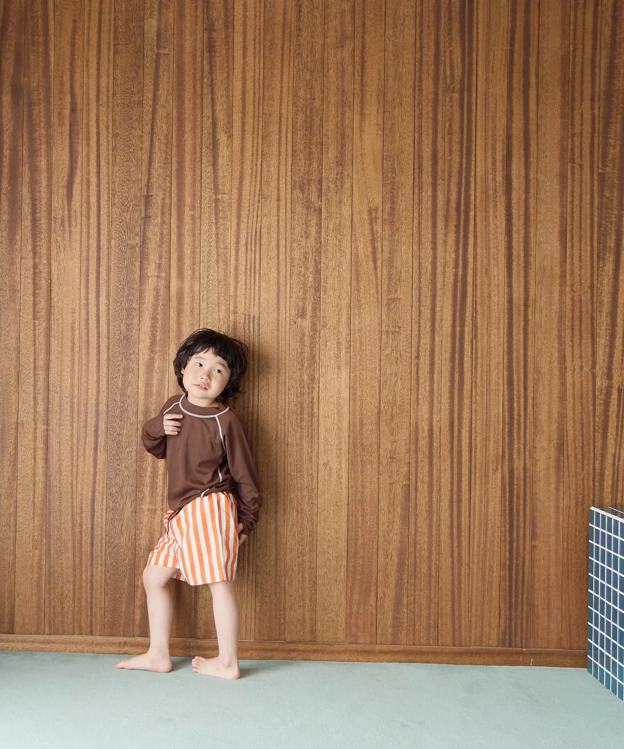 Комплект для плавания UNISEX с лонгсливом и шортами, серый — фото 3