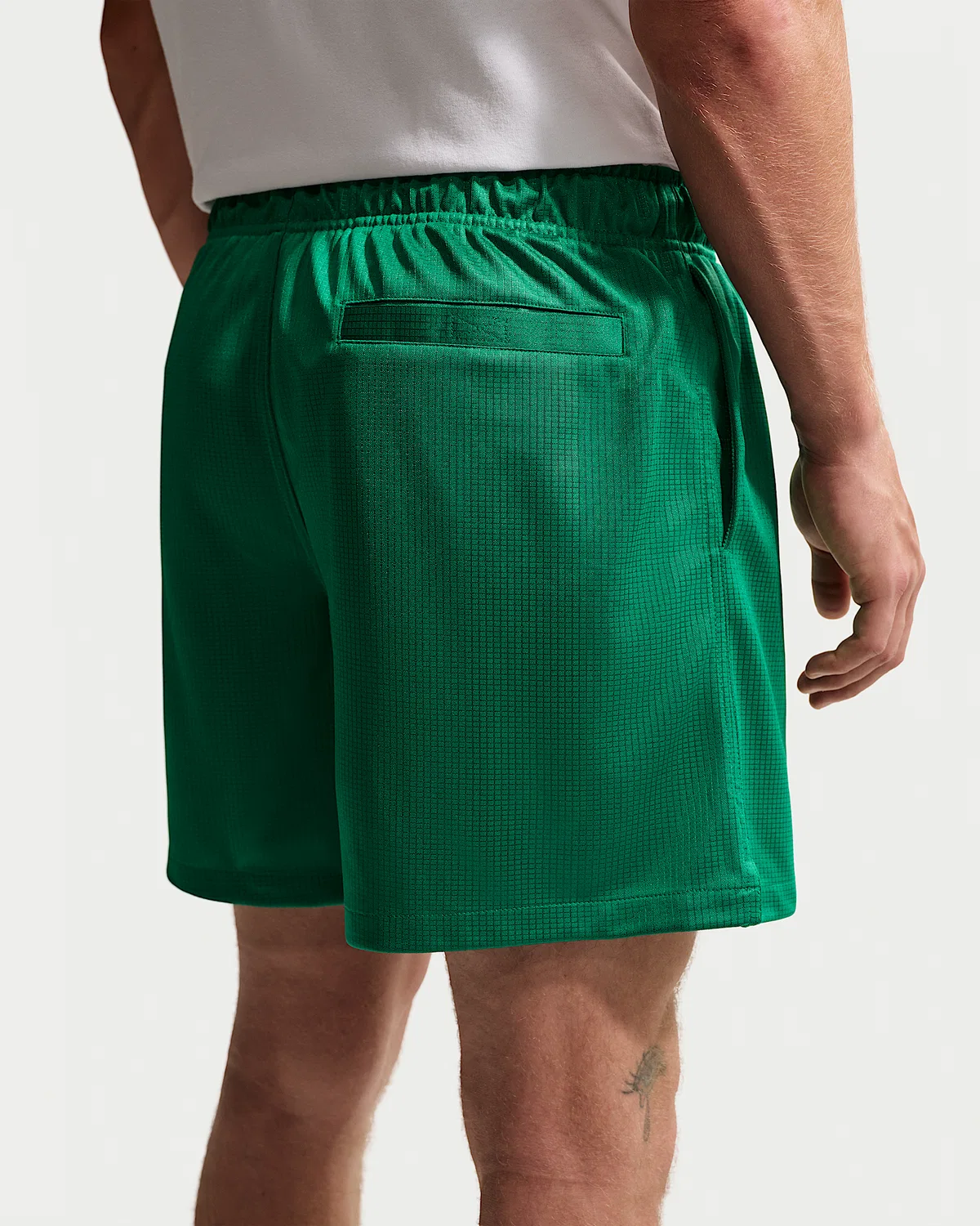 Мужские шорты Nike Sportswear Club Flow, Malachite/Lightning — фото 3