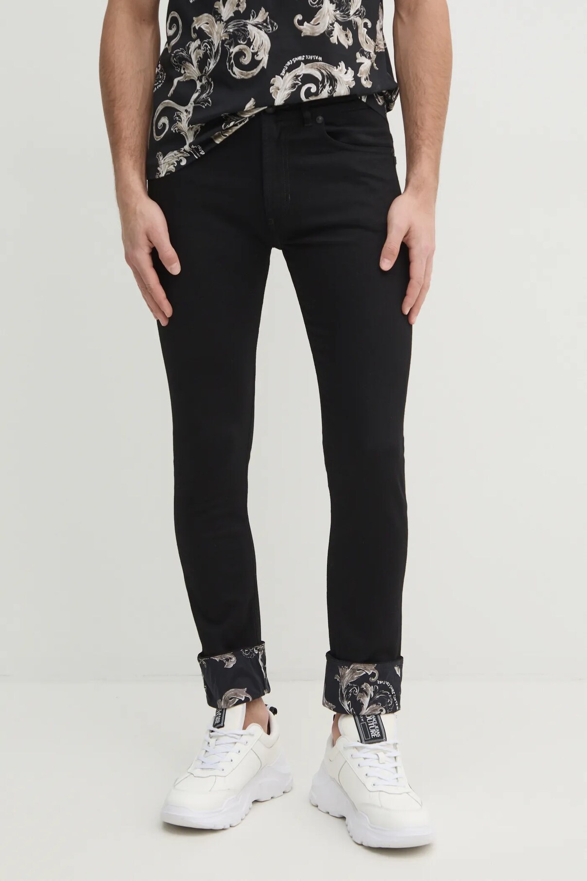 

Джинсы Versace Jeans Couture, черный