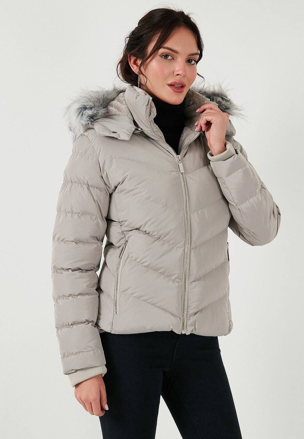 

Зимняя куртка REGULAR FIT LELA, бежевый