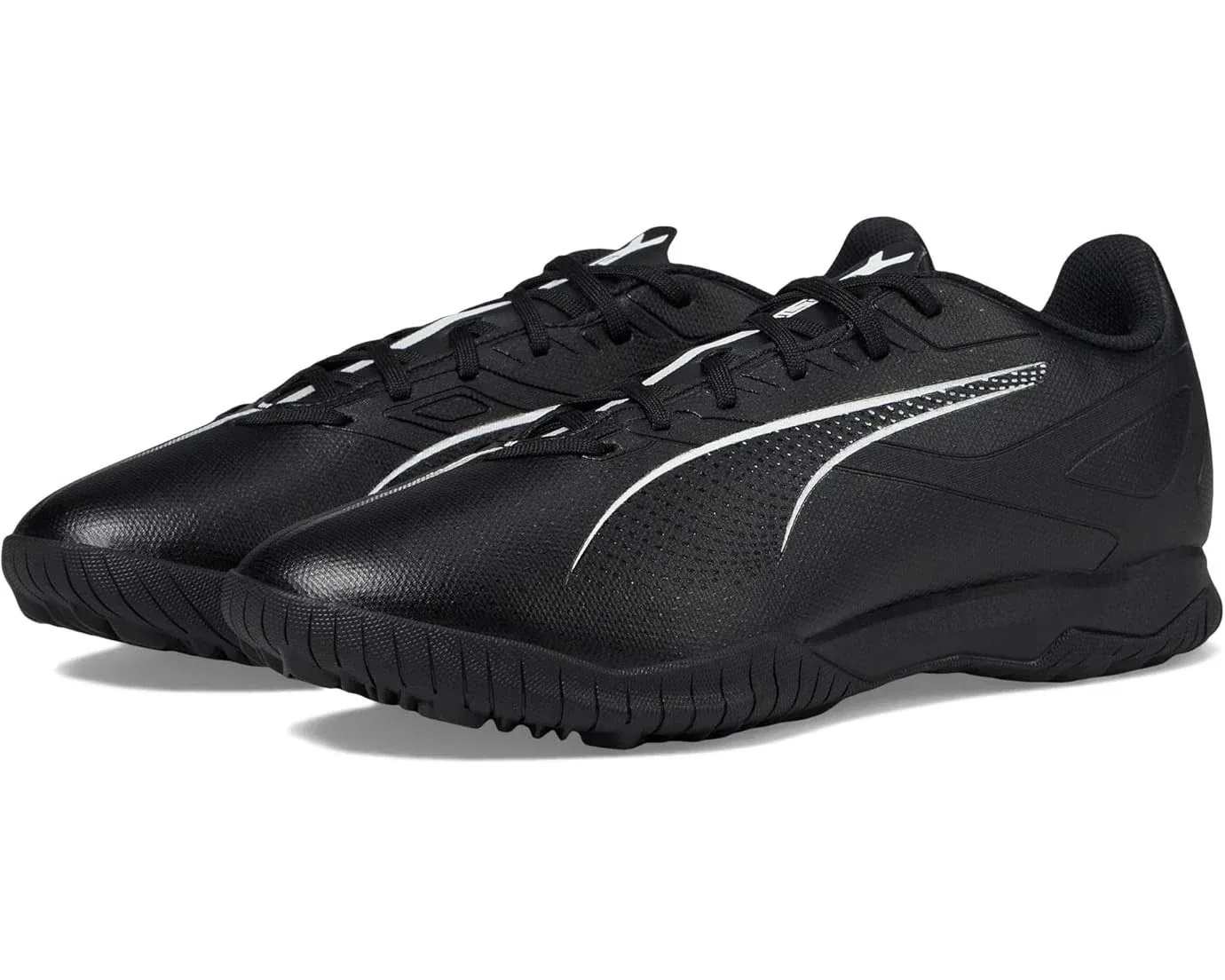 Футбольные бутсы Puma Ultra 5 Play 107905-02 s, черно-белые, низкие, для искусственного газона HTAT845