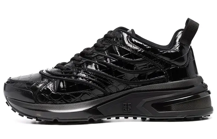 

Кроссовки женские Givenchy GIV 1 TR Lifestyle, черный
