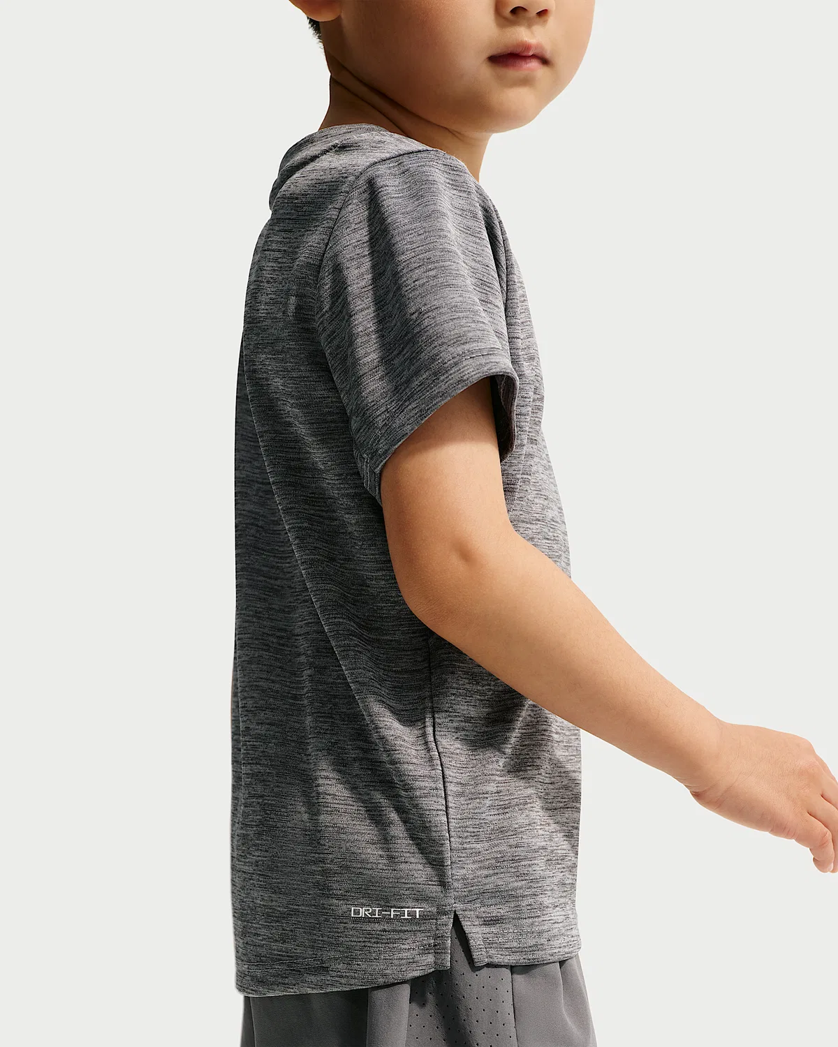 Детский комплект Dri-FIT Miler топ и шорты Nike, Smoke Grey — фото 3