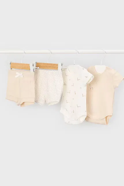 Комплект боди и шорт из двух предметов Mayoral Newborn, бежевый
