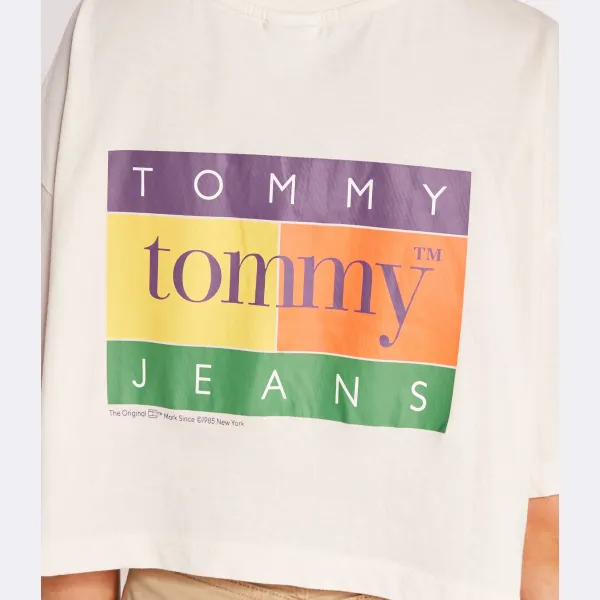 Укороченная футболка с летним флагом Tommy Hilfiger, экрю — фото 4