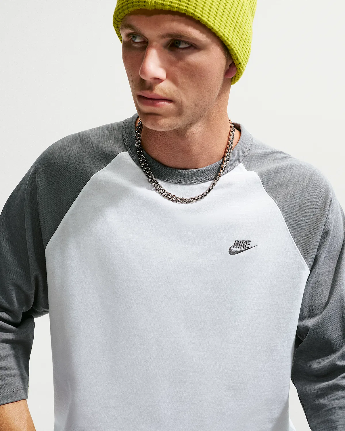 Мужская футболка с рукавом 3/4 реглан Nike Sportswear Club, Smoke Grey/White/Smoke Grey — фото 3