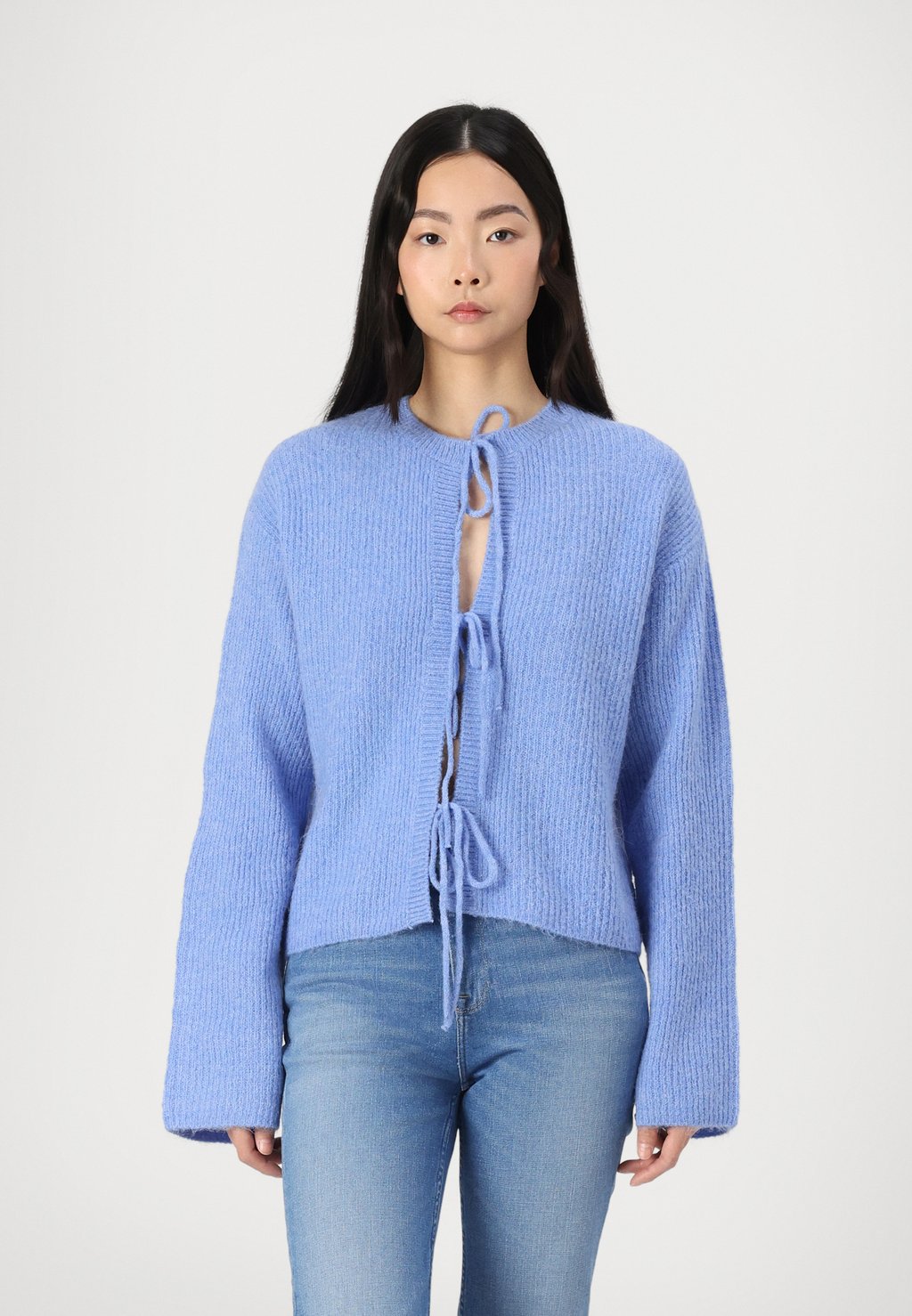 

Кардиган TIE CARDIGAN Gina Tricot, синий