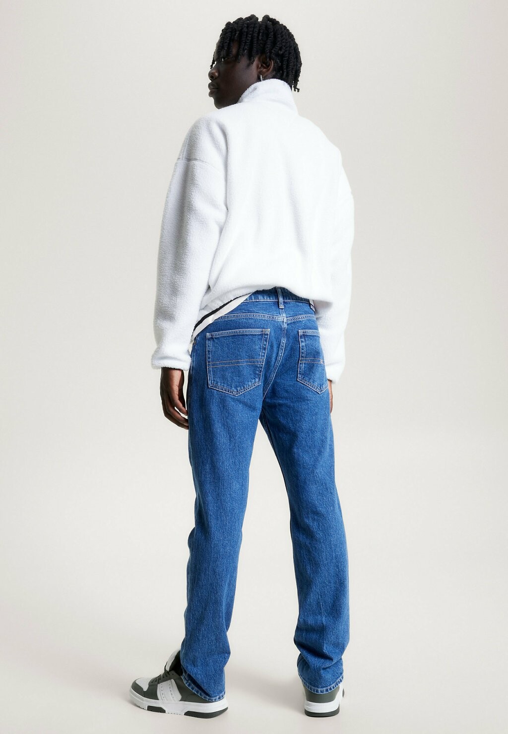 

Джинсы прямого кроя Tommy Hilfiger, деним средней длины Ryan Regular Faded