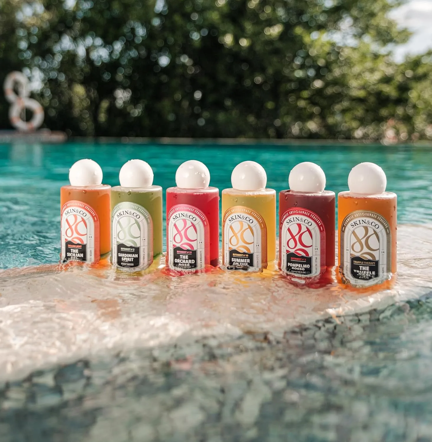 SKIN&CO Summer On The Riviera гель для душа, 250 мл, натуральное итальянское средство для женщин и мужчин, освежающий аромат, мягкая увлажняющая формула Skin&Co Roma, white — фото 4