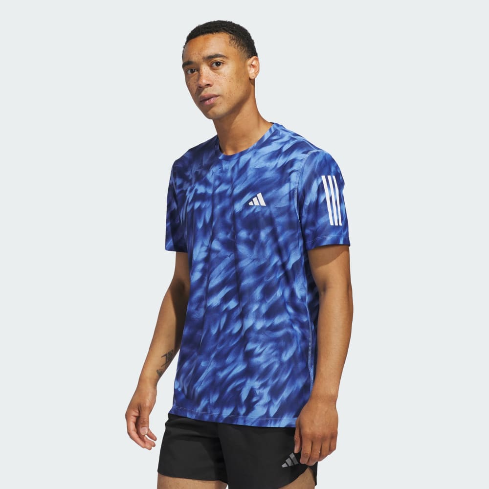 

Спортивная футболка Adidas Own The Run Allover Print Tee, цвет Blue Fusion/Dark Blue
