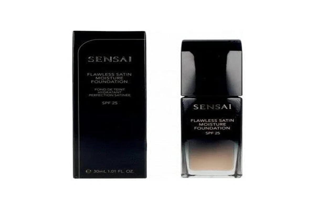 Тональный крем «MAQ FLAWLESS SATIN FOUND.F20 24HAK» от Sensai Sensai, Ochre Beige