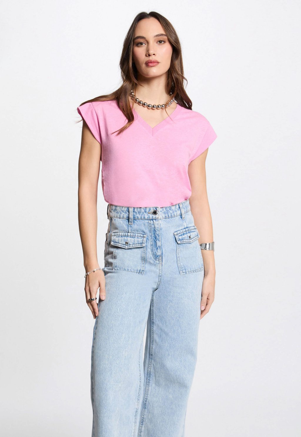 

Базовая футболка SHORT-SLEEVED WITH V-NECK Morgan, розовый