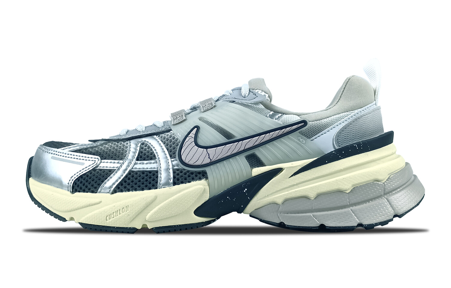 

Кроссовки для бега V2K Run женские с низким верхом серые Nike