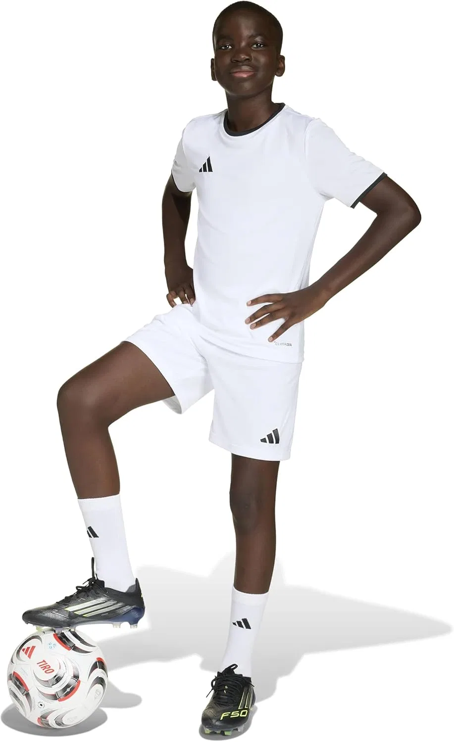 Детские шорты унисекс Adidas Entrada 26, белый/черный — фото 2