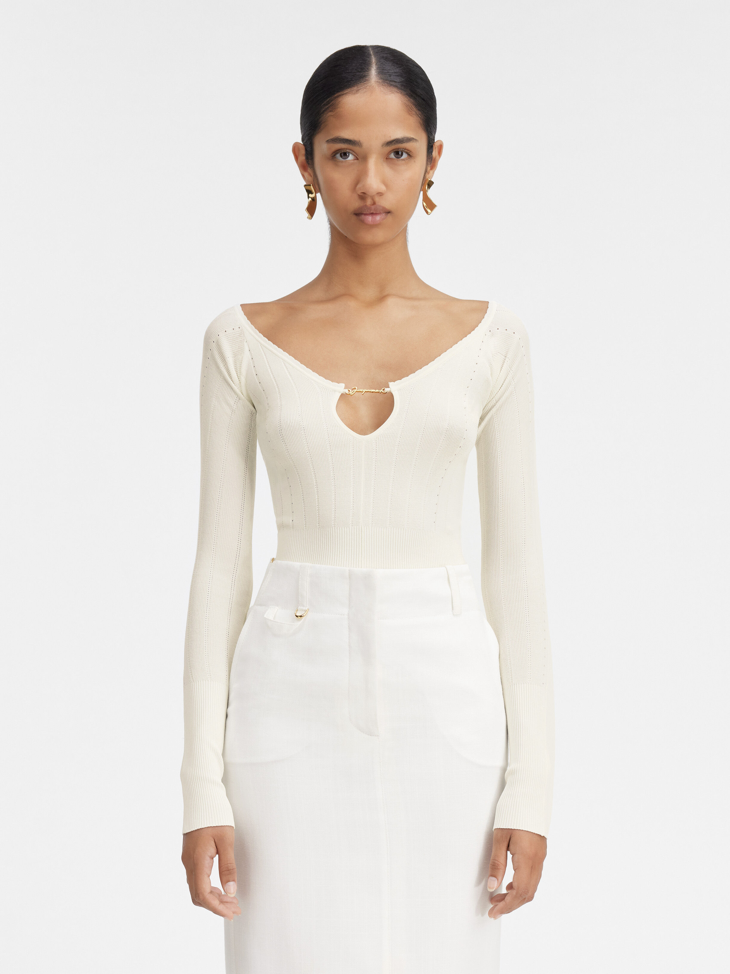 

Топ с длинными рукавами и фестончатой отделкой JACQUEMUS The Pralù top, белый